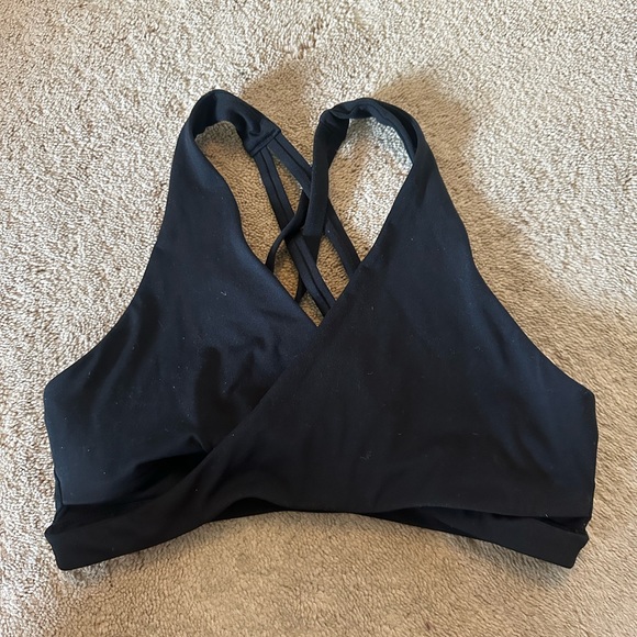 Fabletics Other - Fabletics criss cross bra